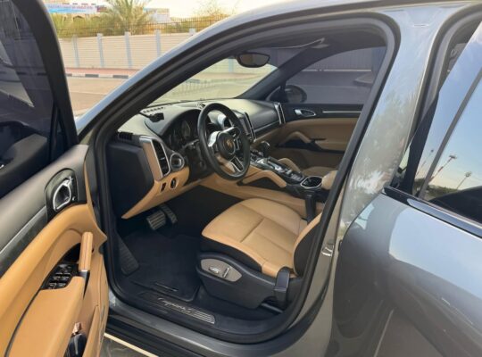 Porsche Cayenne S 2015 Gcc for sale