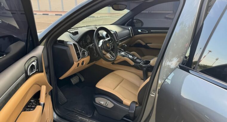 Porsche Cayenne S 2015 Gcc for sale