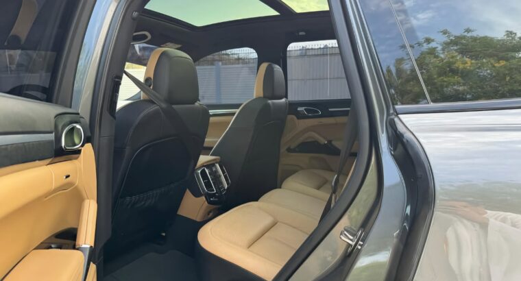 Porsche Cayenne S 2015 Gcc for sale