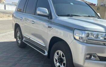 Toyota Land cruiser EXR 5.7L 2018 Gcc