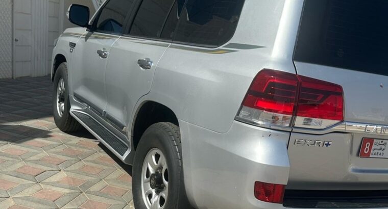 Toyota Land cruiser EXR 5.7L 2018 Gcc