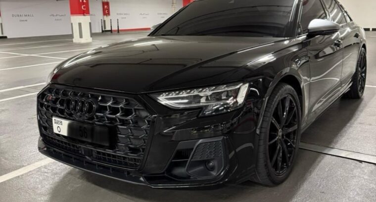 Audi S8 full option 2022 Gcc
