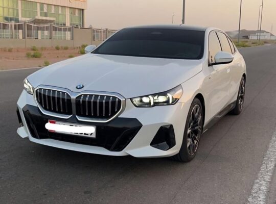 BMW 520i M kit 2024 Gcc full option