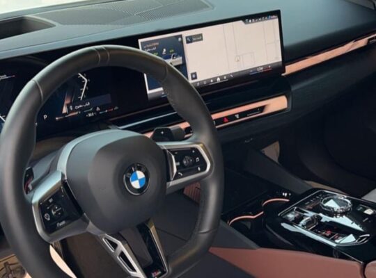 BMW 520i M kit 2024 Gcc full option
