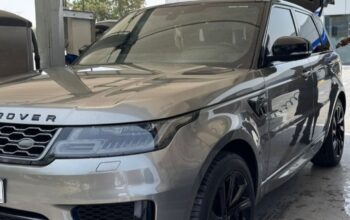 Range Rover sport SE 2018 Gcc full option
