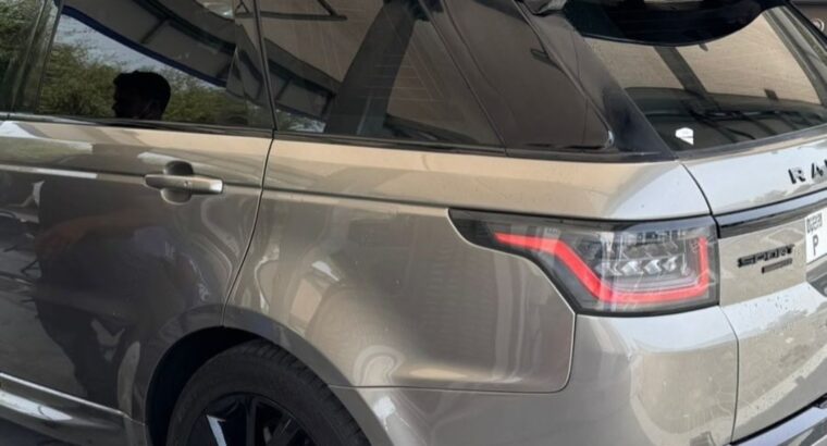 Range Rover sport SE 2018 Gcc full option