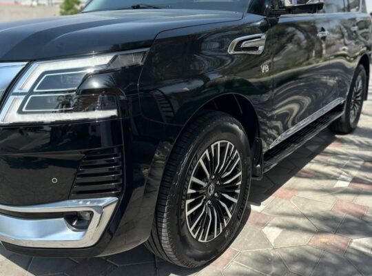 Nissan patrol platinum 2022 Gcc for sale