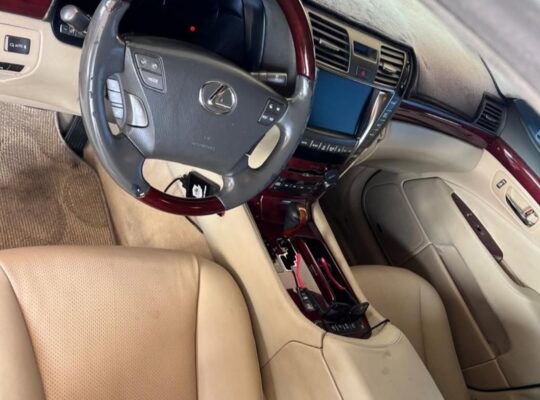Lexus Ls460L 2007 Gcc for sale