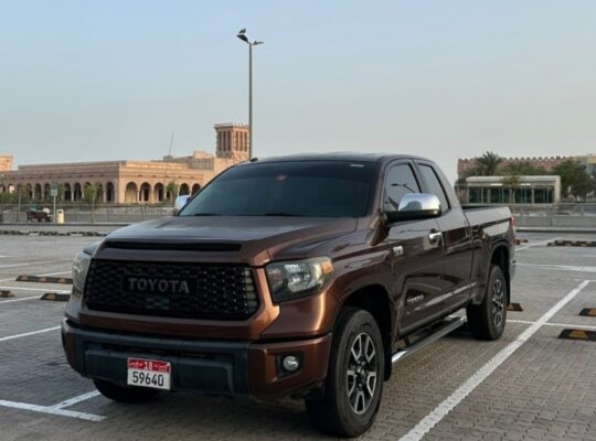 Toyota Tundra limited 2014 USA imported