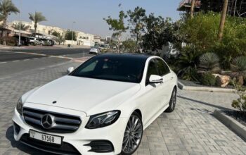 Mercedes E300 EMC Gcc 2018 for sale
