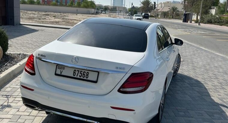 Mercedes E300 EMC Gcc 2018 for sale