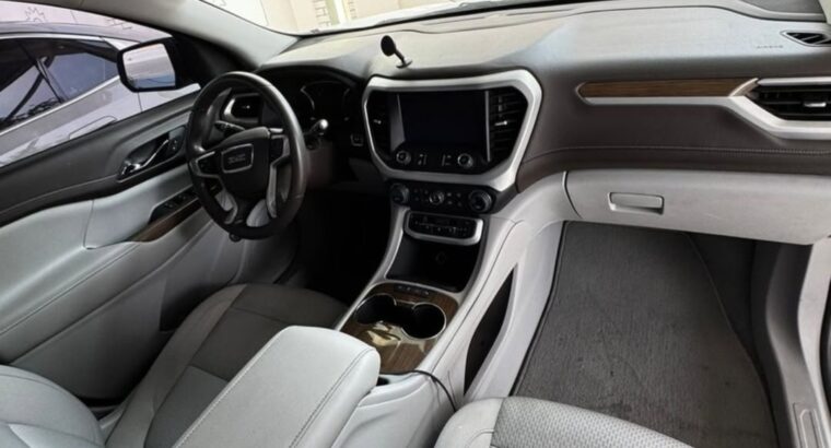 Gmc Acadia SLE 2023 Gcc full option