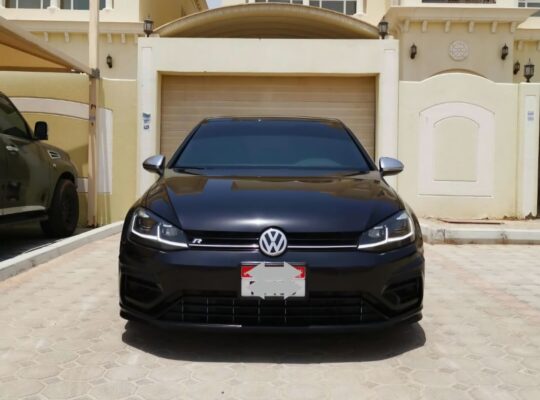 Volkswagen Golf R full option Gcc 2018