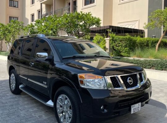 Nissan Armada LE 2015 Gcc full option