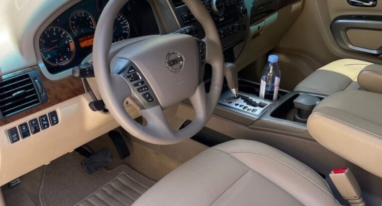 Nissan Armada LE 2015 Gcc full option
