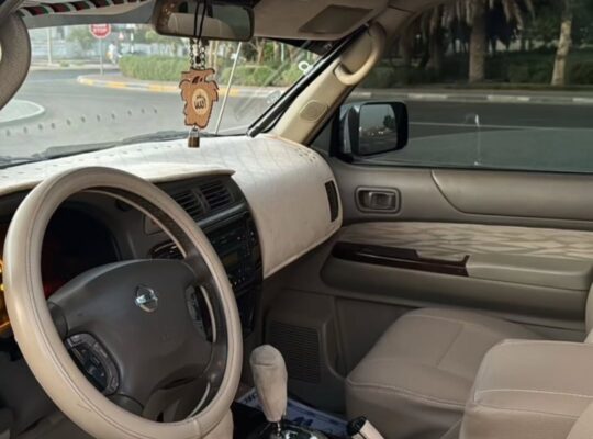 Nissan patrol super safari 2002 Gcc