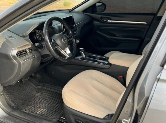 Nissan Altima 2019 USA imported for sale
