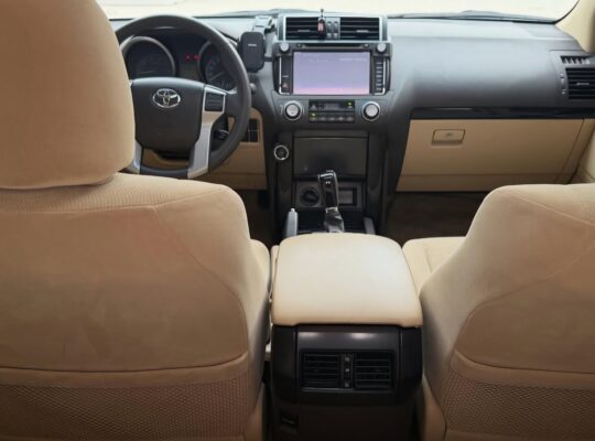 Toyota Prado coupe GXR 2014 Gcc