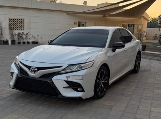 Toyota Camry Grandy v6 sport 2020 Gcc