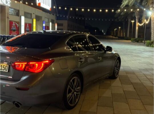 Infiniti Q50 luxury 2014 in good condition AWD