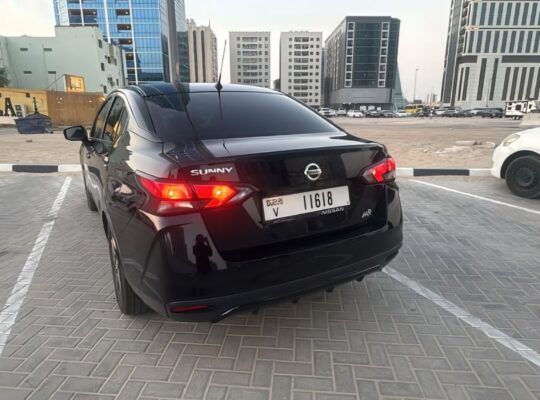 Nissan Sunny full option 2022 Gcc for sale