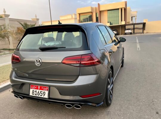 Volkswagen Golf R 2018 Gcc full option