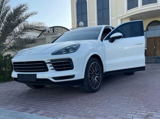 Porsche Cayenne S 2019 Gcc for sale