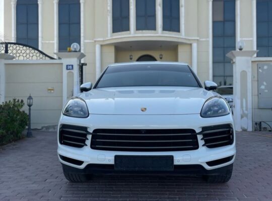 Porsche Cayenne S 2019 Gcc for sale