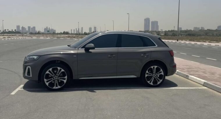 Audi Q5 45TPSI full option 2024 Gcc