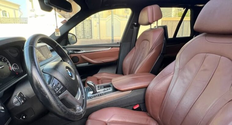 Bmw X5 3.5i Gcc 2014 for sale