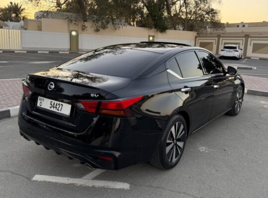 Nissan Altima SV 2022 Gcc full option