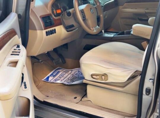 Nissan Armada LE 2009 Gcc for sale
