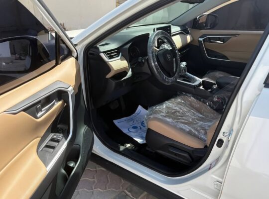 Toyota Rav4 2019 Gcc mid option for sale