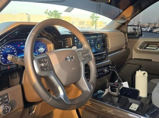 Chevrolet Silverado RST 2024 Gcc full option