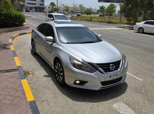 Nissan Altima SL 2017 Gcc for sale