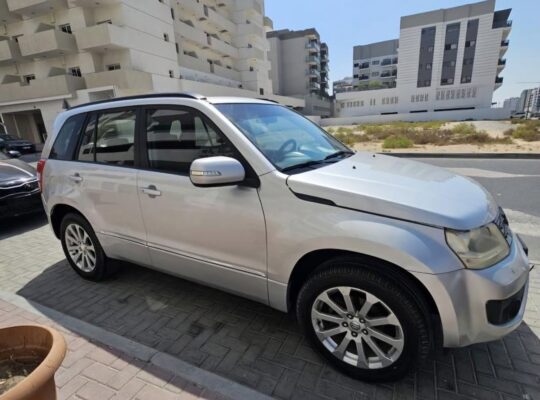 Suzuki Grand Vitara 2016 Gcc full option