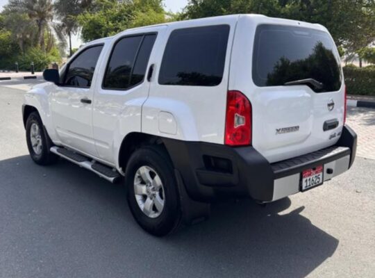 Nissan X terra 2011 mid option Gcc