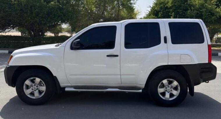 Nissan X terra 2011 mid option Gcc