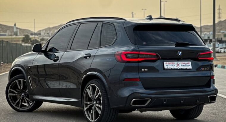 BMW X5 M50i full option 2022 Gcc