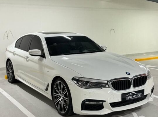 BMW 540i full option 2017 Gcc for sale