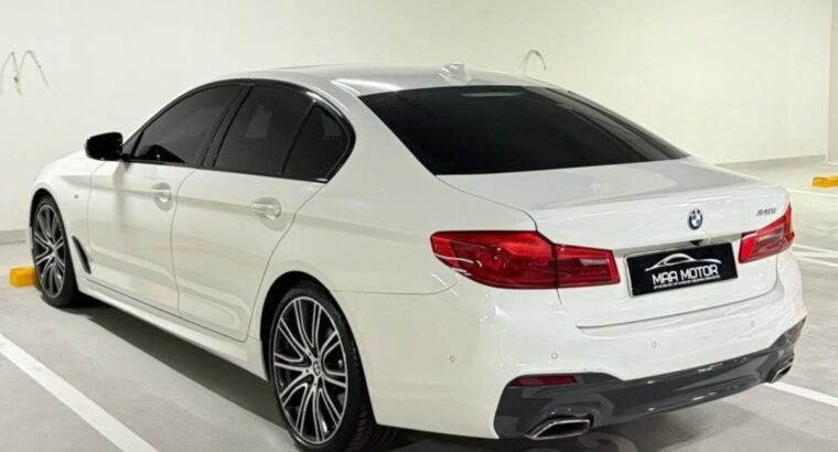BMW 540i full option 2017 Gcc for sale