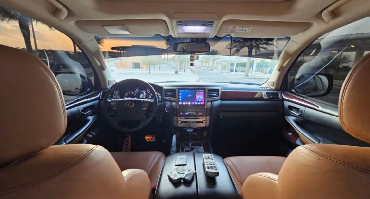 Lexus LX570 full option Gcc 2015 for sale