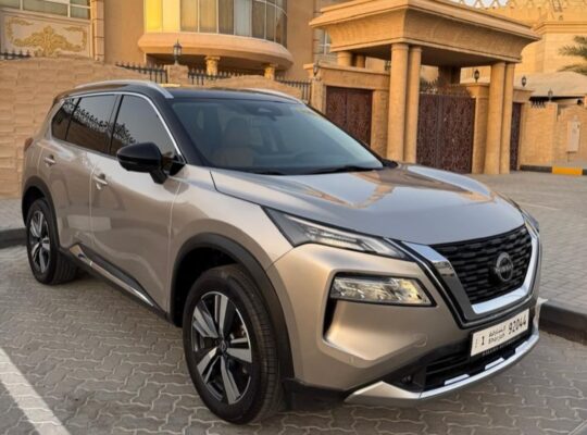 Nissan X trail platinum 2024 Gcc full option
