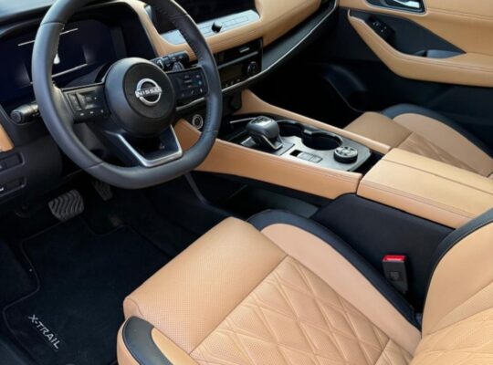 Nissan X trail platinum 2024 Gcc full option