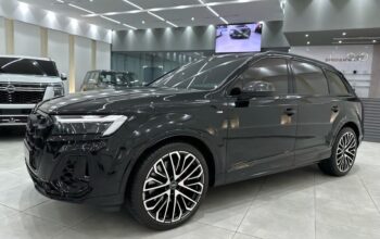 Audi Q7 S line 2025 Gcc fully loaded