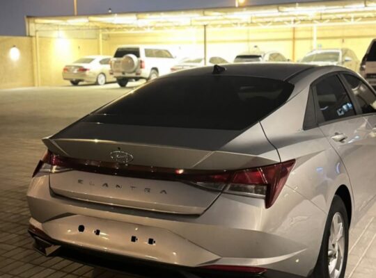 Hyundai Elentra 2021 base option USA imported