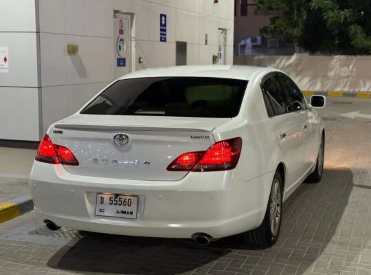Toyota Avalon limited 2008 Gcc for sale