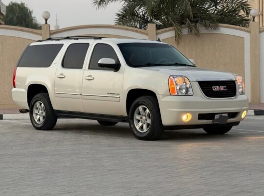 Gmc Youkon XL 2012 full option in good condition