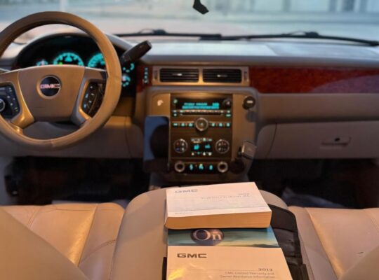 Gmc Youkon XL 2012 full option in good condition