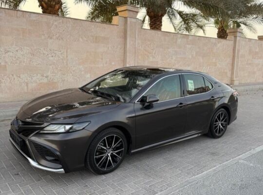 Toyota Camry Grandy 2023 Gcc full option for sale